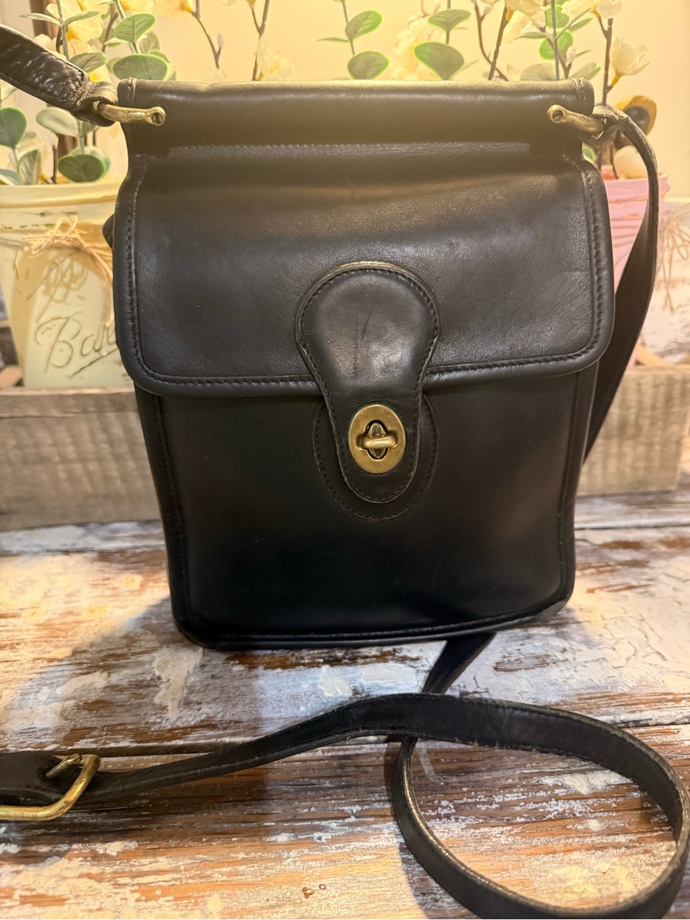 Vintage Coach genuine Leather Black Murphy Crossbody Purse Bag